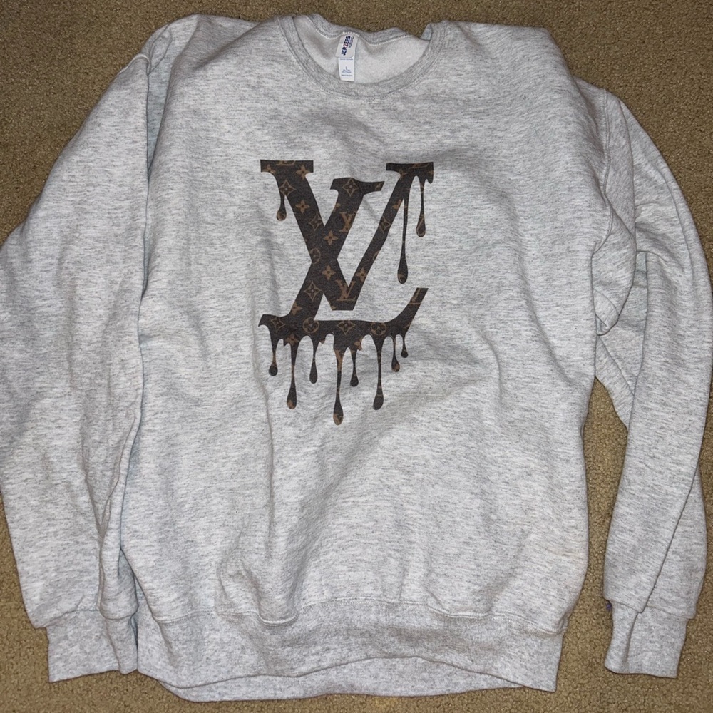 LV sweatshirt